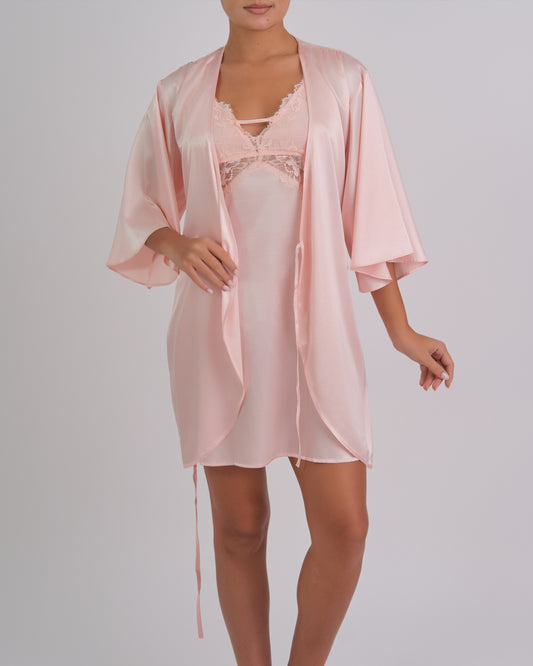 Robe Satin Tulip Hem And Flutter Sleeve 2X7D / S/M