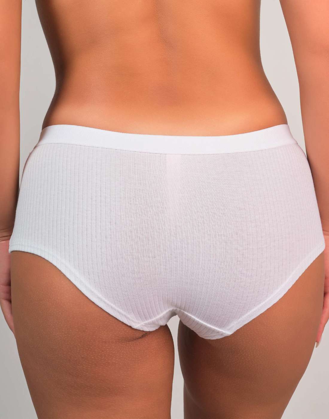 Isla & Evie Trendy Boyshort Panties White / MED