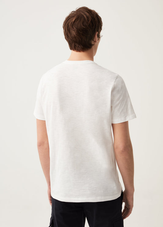 Round-neck T-shirt in jersey slub