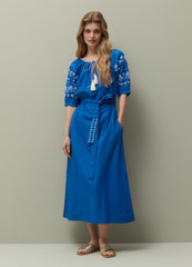 Midi dress with ethnic embroidery