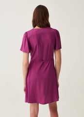 Short dress in viscose with V neck