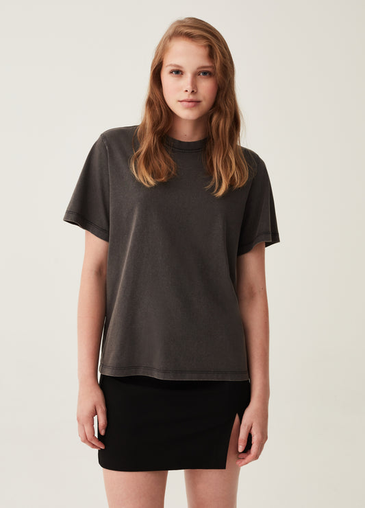 Cotton T-shirt with round neck