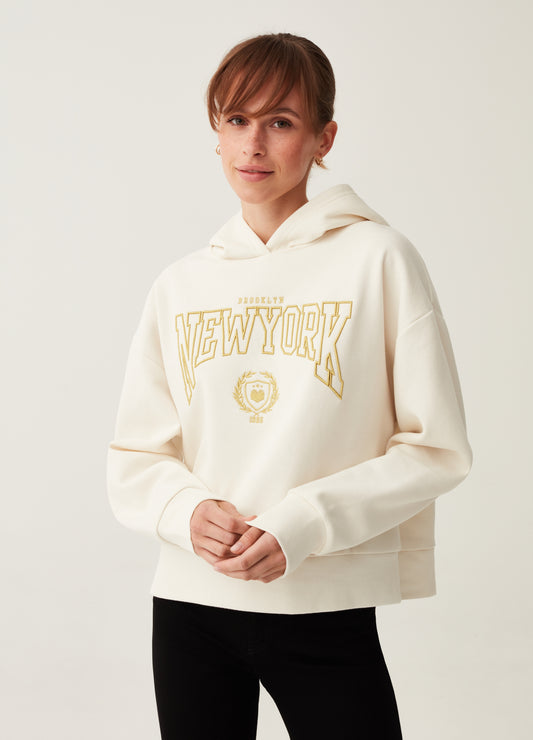 Hoodie with embroidery