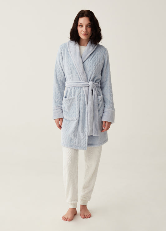 Dressing gown with cable-knit design