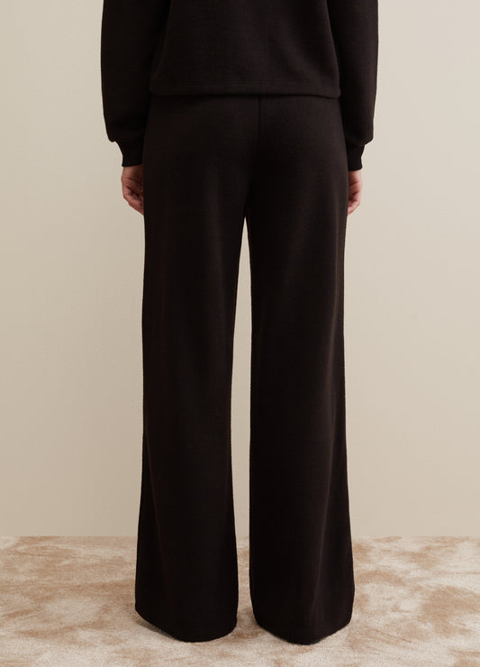 Wide-leg trousers