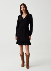 Short dress in viscose with V neck