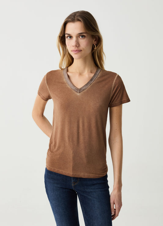 Faded-effect shirt with V neck