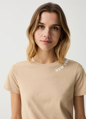 Essential T-shirt with lettering print and round neck