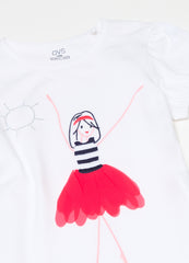 T-shirt with print and application