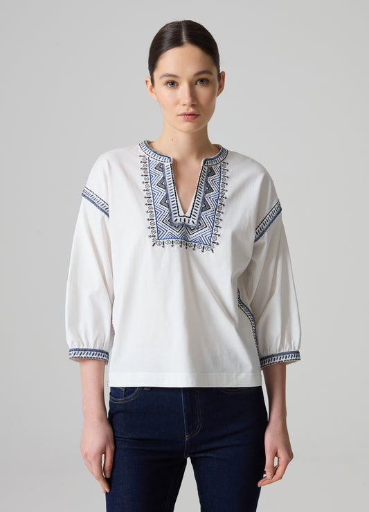 Cotton T-shirt with ethnic embroidery