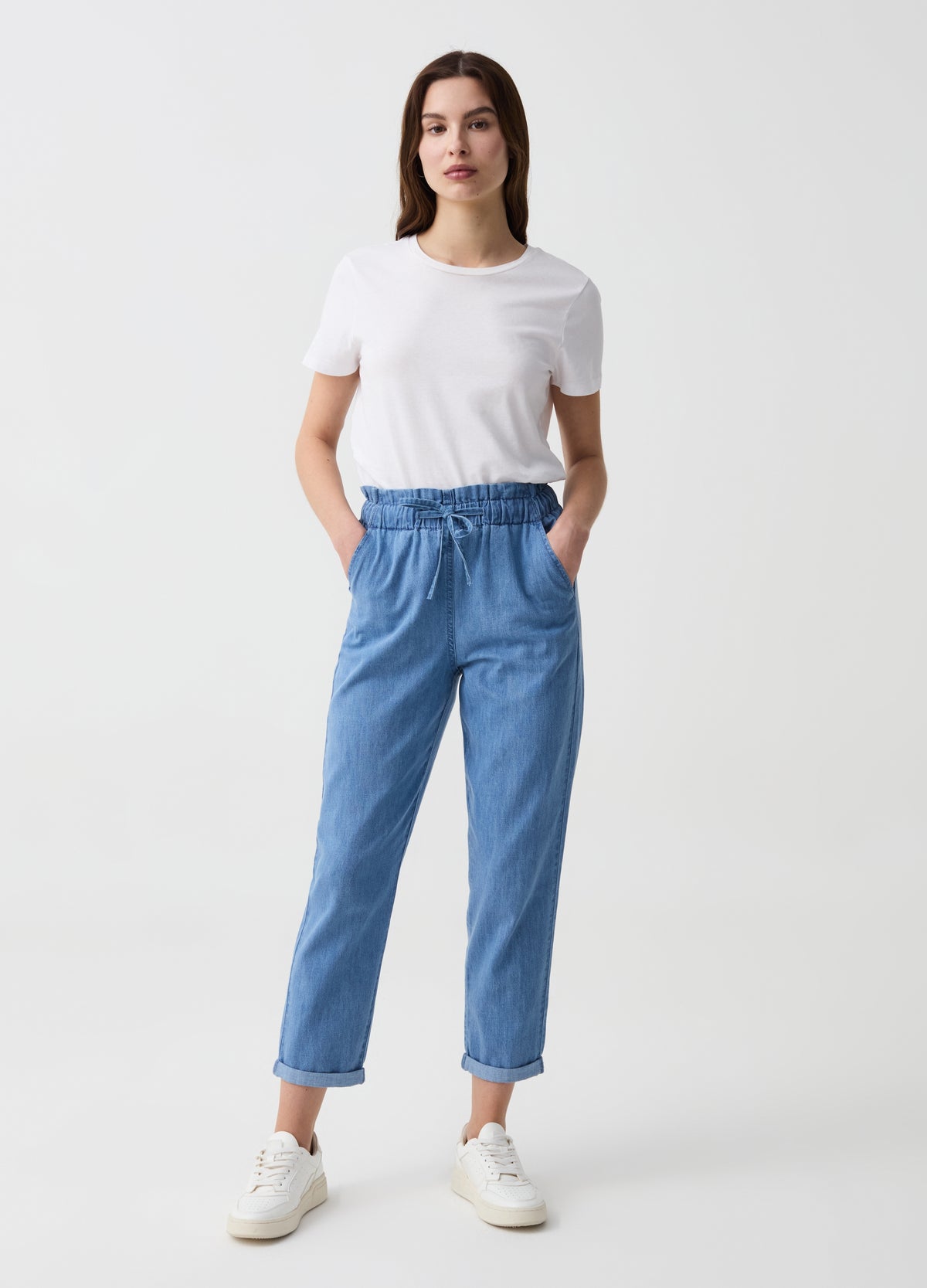 Denim crop joggers with drawstring