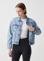 Short oversized jacket in acid wash denim