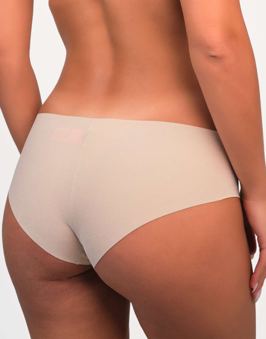 La Senza Seamless Cheeky Panties Nude / MED