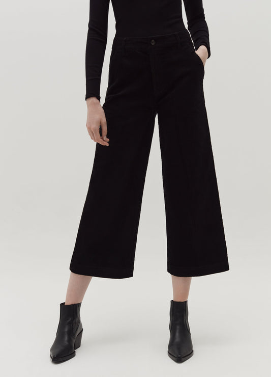 WOMEN'S TROUSERS