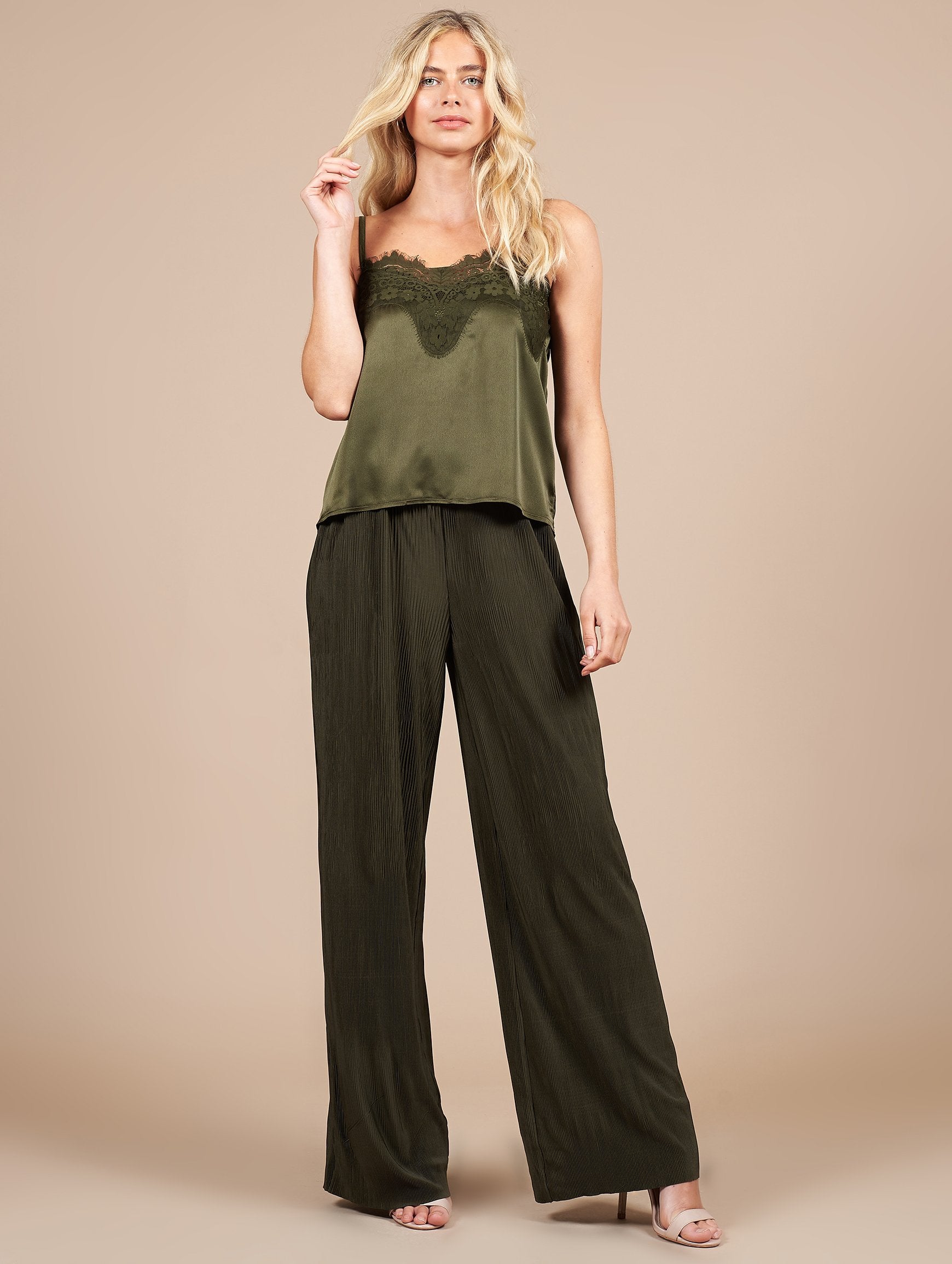 Plisse Khaki Trousers With Elasticated Waist. XS